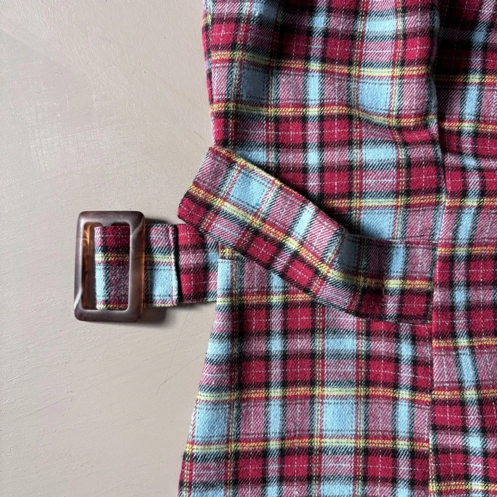 LIVE TO BE SPOILED Y2K Sleeveless Side Buckle Strap 90s Plaid Mini Jumper Dress - Picture 5 of 9